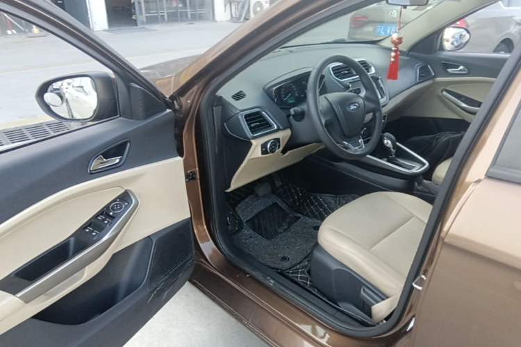 Used Ford Escort 2015 1.5L Automatic Comfort Edition Driver Seat