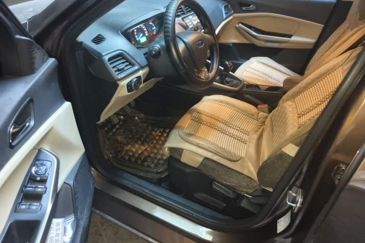 Used Ford Escort 2015 1.5L Manual Comfort Model Driver Seat