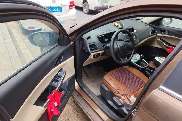 Used Ford Escort 2015 1.5L Manual Comfort Model Driver Seat