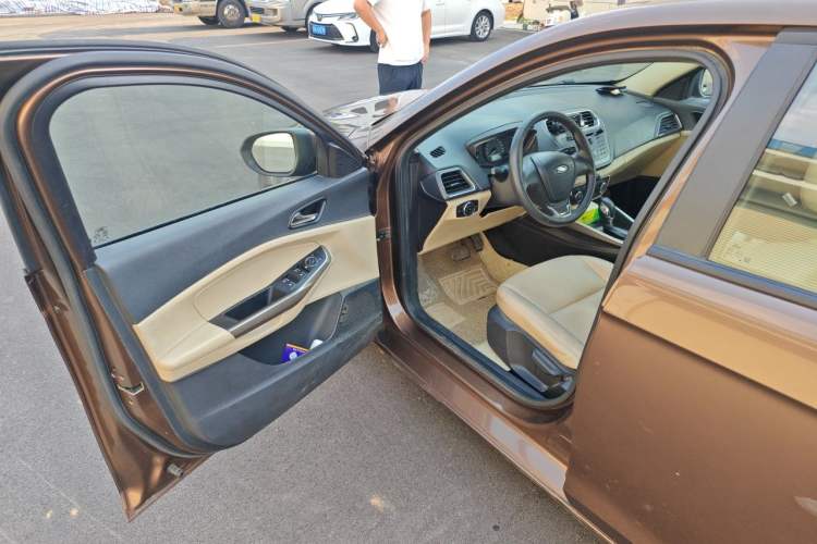 Used Ford Escort 2015 1.5L Automatic Comfort Edition Driver Seat