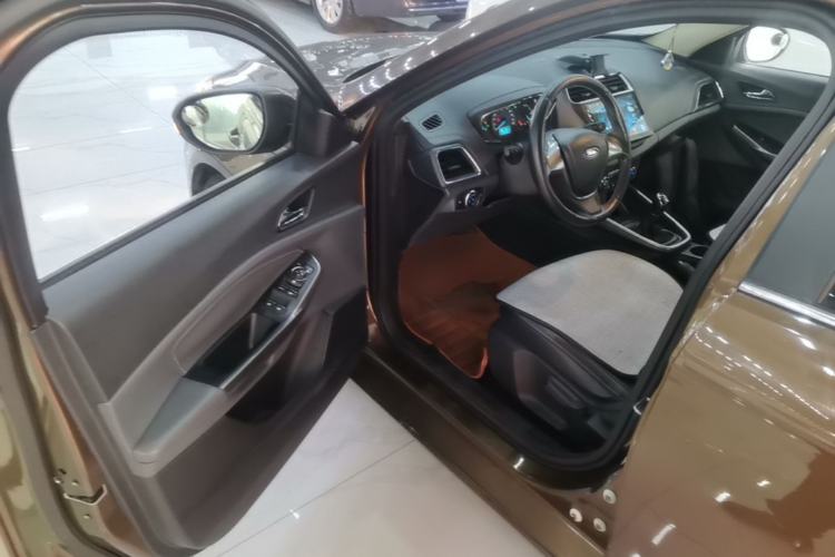 Used Ford Escort 2015 1.5L Manual Fashion Edition Driver Seat