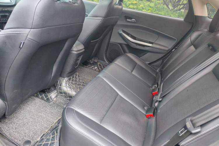 Used Ford Escort 2015 1.5L Automatic Fashion Model Driver Seat