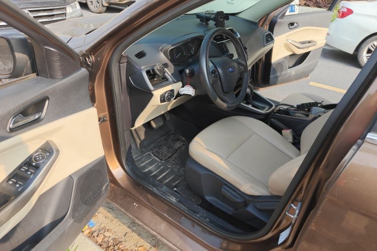 Used Ford Escort 2015 1.5L Automatic Comfort Edition Driver Seat
