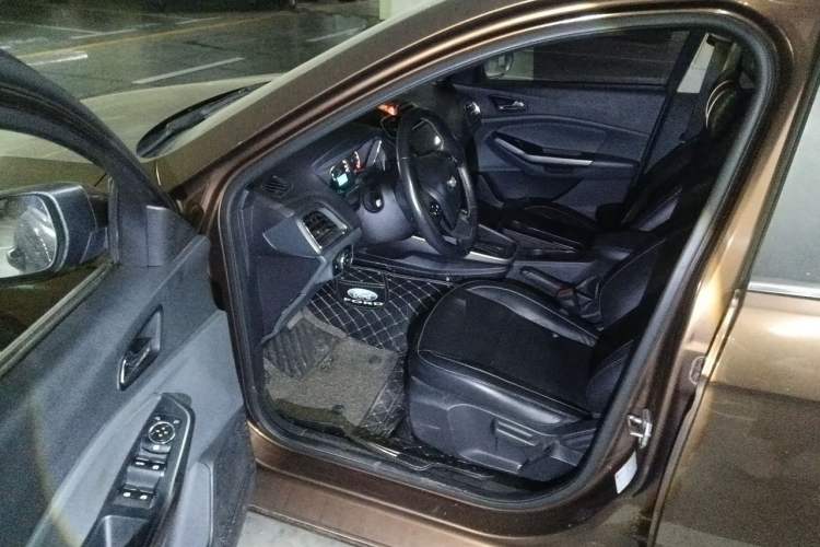 Used Ford Escort 2015 1.5L Automatic Fashion Model Driver Seat