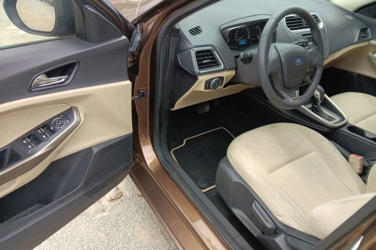 Used Ford Escort 2015 1.5L Automatic Comfort Edition Driver Seat