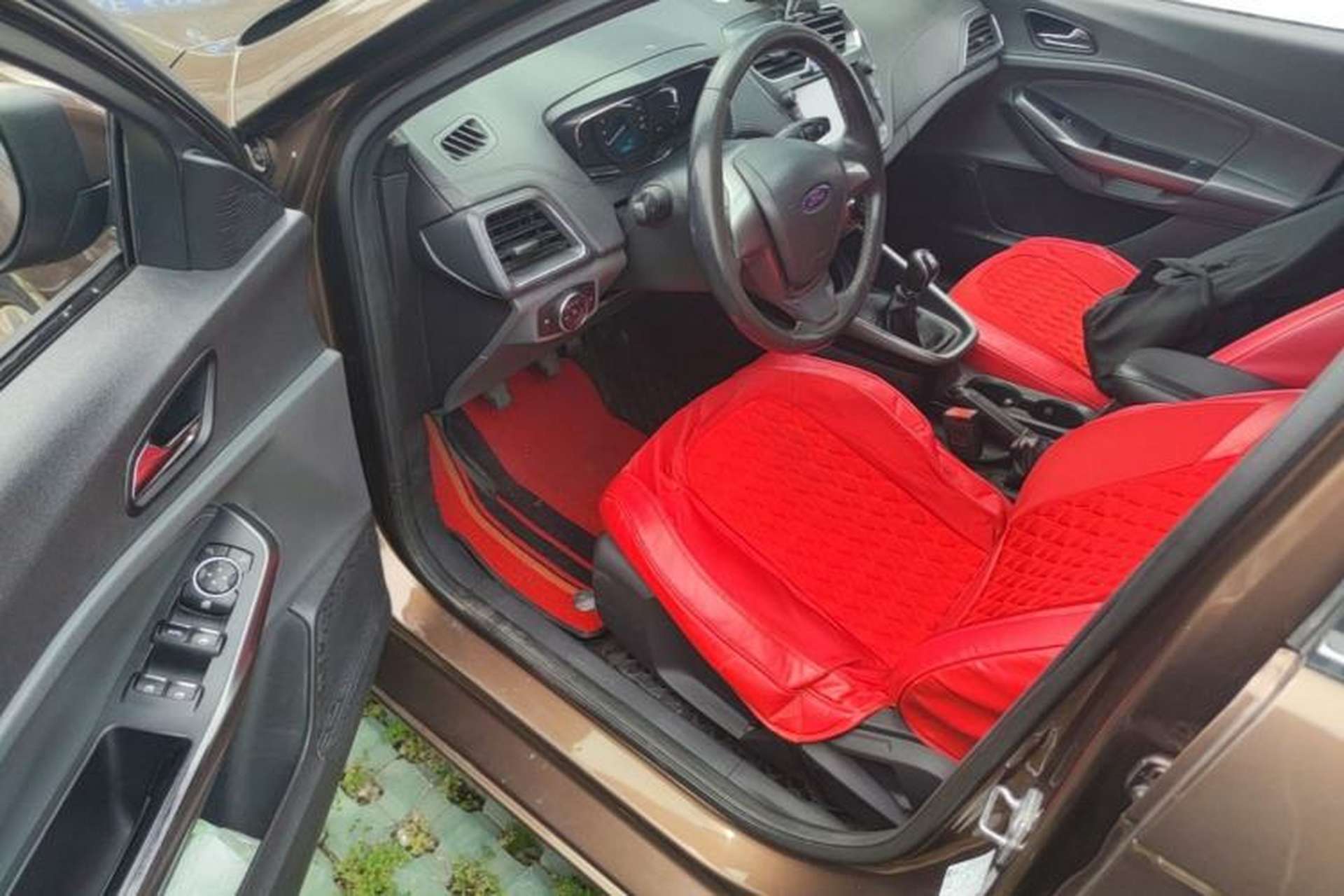 Used Ford Escort 2015 1.5L Manual Fashion Edition Driver Seat