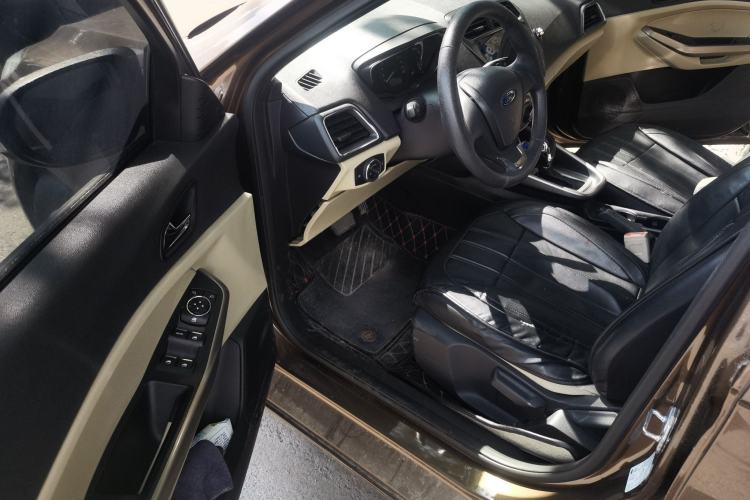 Used Ford Escort 2015 1.5L Automatic Comfort Edition Driver Seat