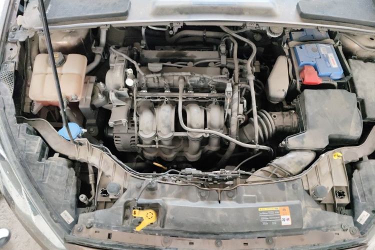 Used Ford Escort 2015 1.5L Automatic Fashion Model Engine Bay