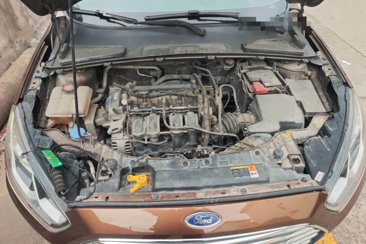 Used Ford Escort 2015 1.5L Manual Fashion Edition Engine Bay