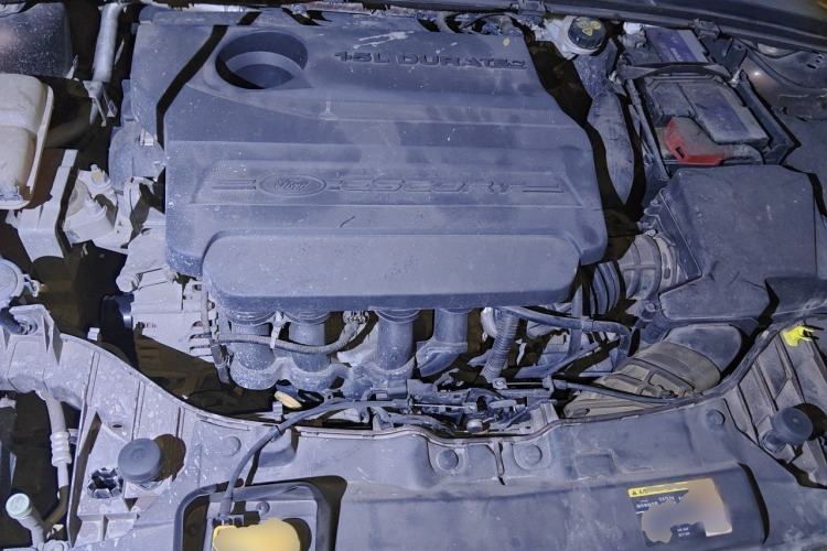 Used Ford Escort 2015 1.5L Automatic Fashion Model Engine Bay