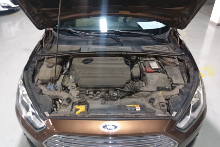 Used Ford Escort 2015 1.5L Automatic Comfort Edition Engine Bay