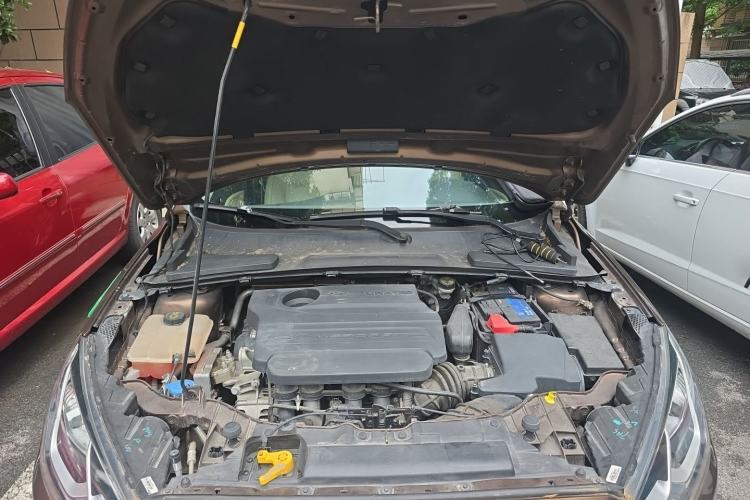 Used Ford Escort 2015 1.5L Automatic Fashion Model Engine Bay