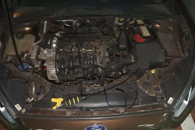Used Ford Escort 2015 1.5L Automatic Fashion Model Engine Bay