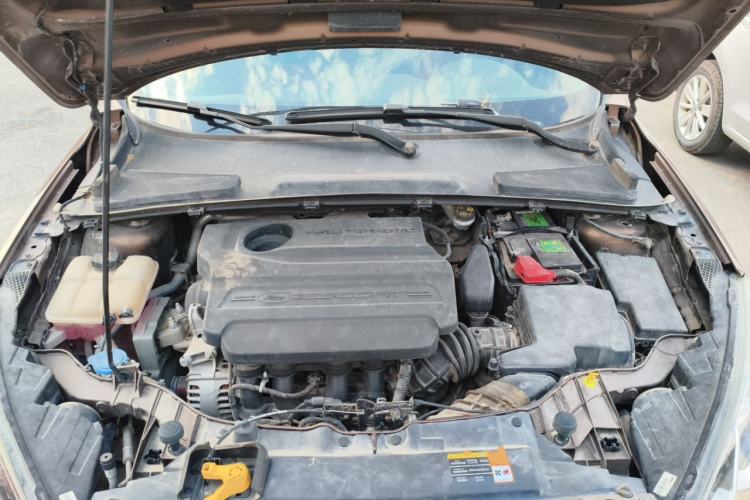 Used Ford Escort 2015 1.5L Automatic Fashion Model Engine Bay