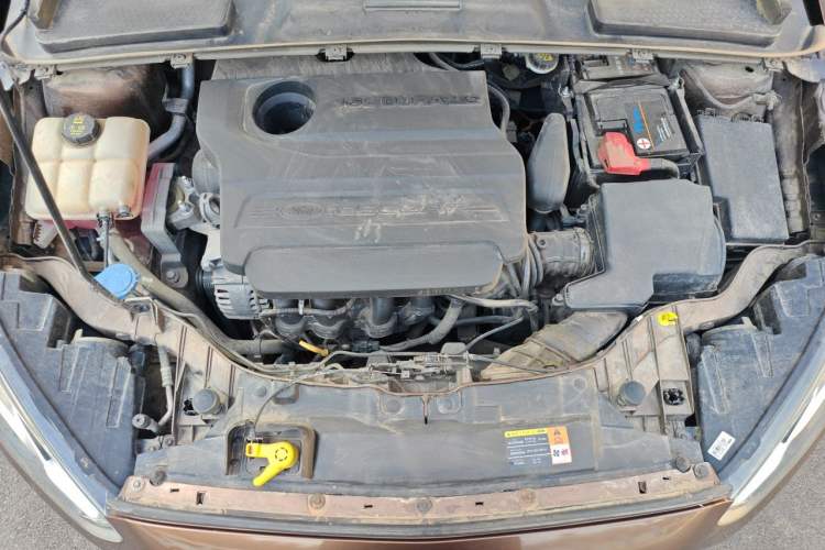 Used Ford Escort 2015 1.5L Automatic Comfort Edition Engine Bay