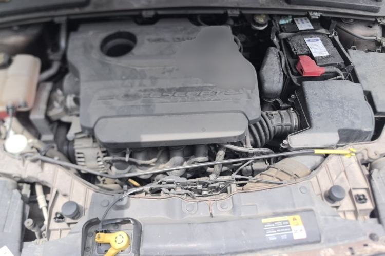 Used Ford Escort 2015 1.5L Automatic Fashion Model Engine Bay