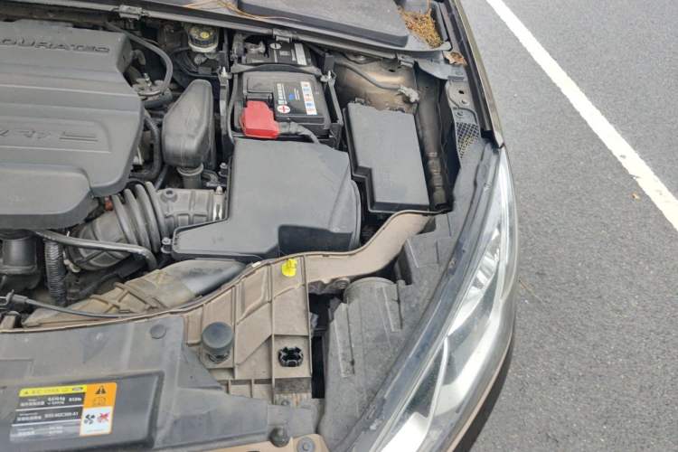 Used Ford Escort 2015 1.5L Automatic Fashion Model Engine Bay Left