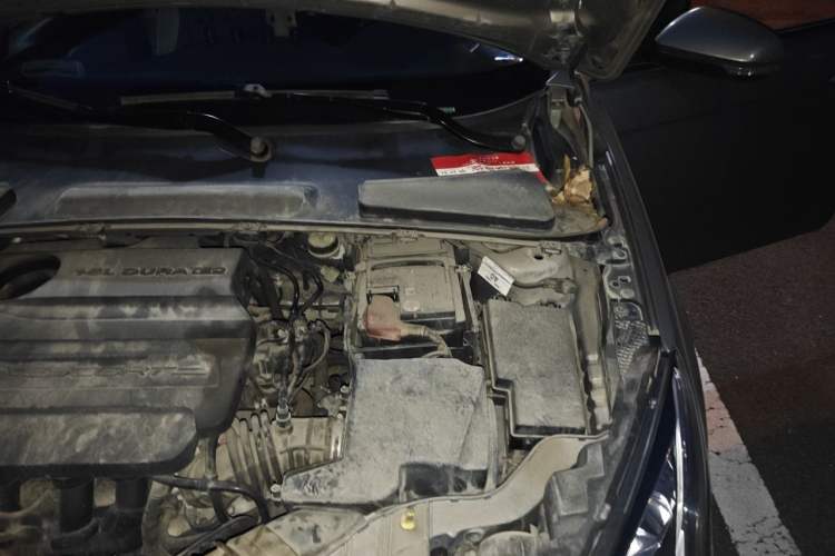 Used Ford Escort 2015 1.5L Manual Comfort Model Engine Bay Left