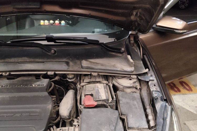 Used Ford Escort 2015 1.5L Automatic Fashion Model Engine Bay Left