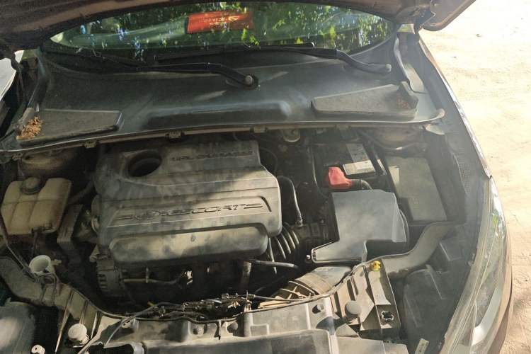 Used Ford Escort 2015 1.5L Manual Comfort Model Engine Bay Left