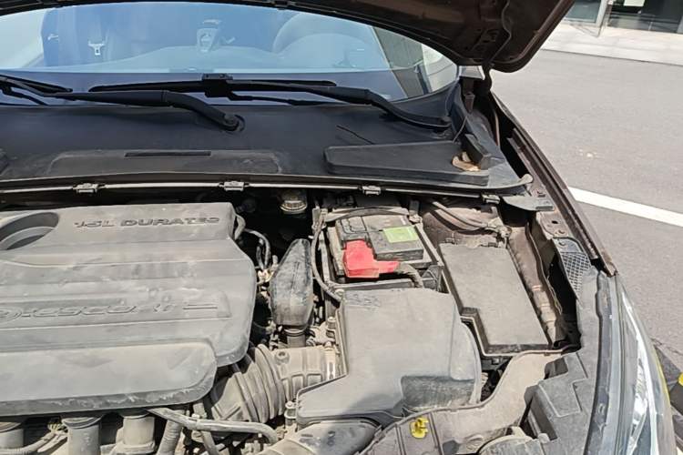 Used Ford Escort 2015 1.5L Automatic Fashion Model Engine Bay Left