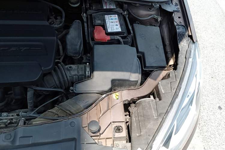 Used Ford Escort 2015 1.5L Automatic Fashion Model Engine Bay Left