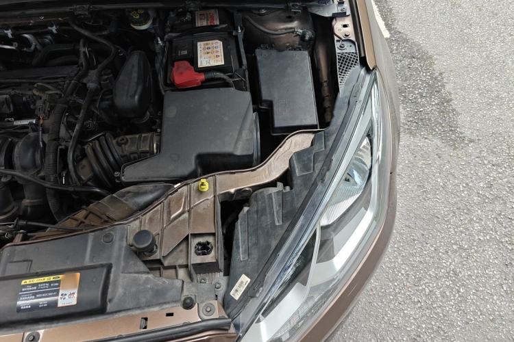 Used Ford Escort 2015 1.5L Automatic Fashion Model Engine Bay Left