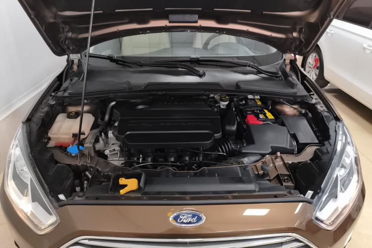 Used Ford Escort 2015 1.5L Automatic Comfort Edition Engine Bay
