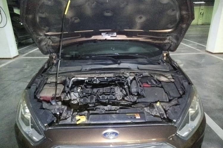 Used Ford Escort 2015 1.5L Automatic Fashion Model Engine Bay