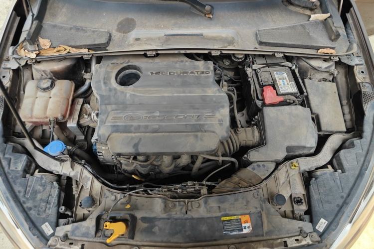 Used Ford Escort 2015 1.5L Manual Fashion Edition Engine Bay