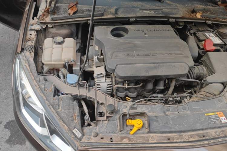 Used Ford Escort 2015 1.5L Automatic Fashion Model Engine Bay Right