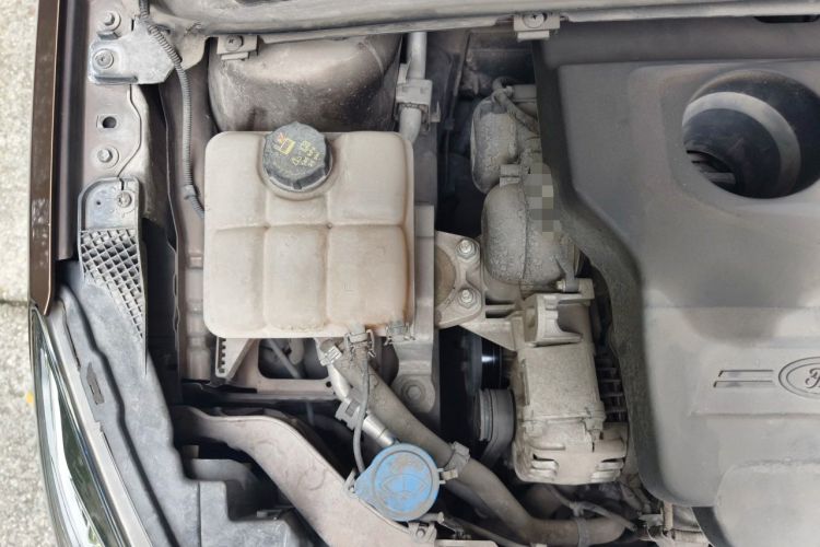Used Ford Escort 2015 1.5L Automatic Fashion Model Engine Bay Right