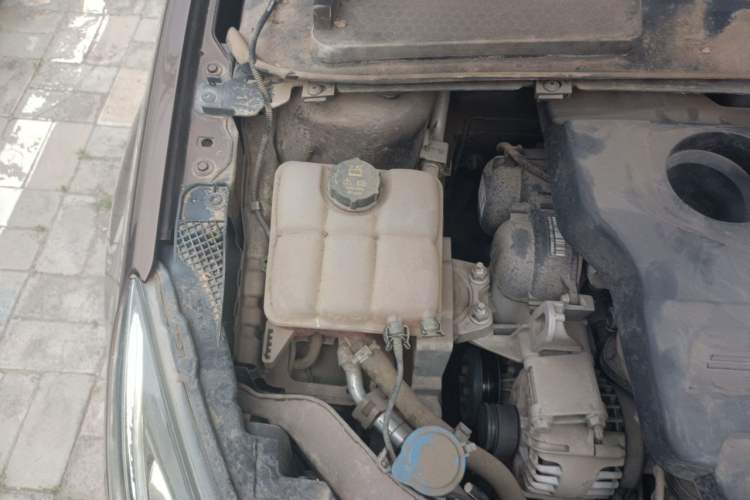 Used Ford Escort 2015 1.5L Automatic Comfort Edition Engine Bay Right
