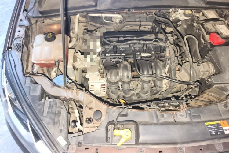 Used Ford Escort 2015 1.5L Manual Comfort Model Engine Bay Right