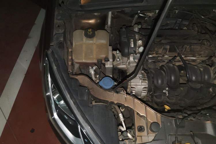 Used Ford Escort 2015 1.5L Automatic Fashion Model Engine Bay Right