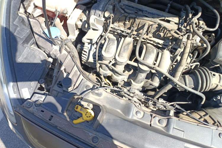 Used Ford Escort 2015 1.5L Automatic Fashion Model Engine Bay Right