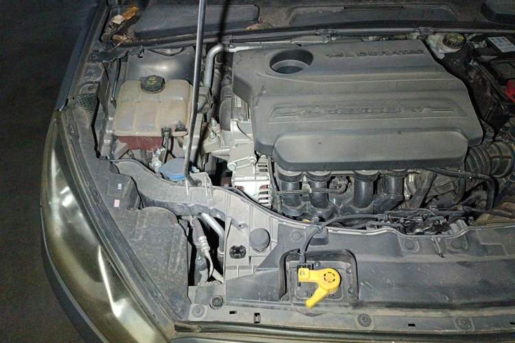 Used Ford Escort 2015 1.5L Manual Fashion Edition Engine Bay Right