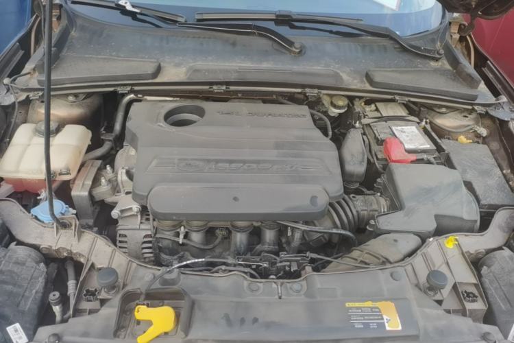 Used Ford Escort 2015 1.5L Automatic Comfort Edition Engine Bay