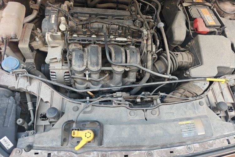 Used Ford Escort 2015 1.5L Automatic Fashion Model Engine Bay