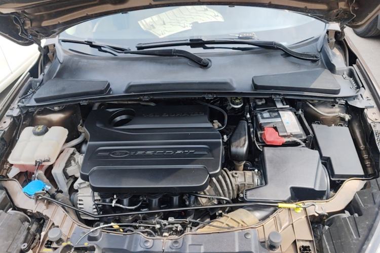 Used Ford Escort 2015 1.5L Automatic Comfort Edition Engine Bay