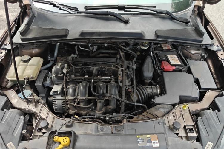 Used Ford Escort 2015 1.5L Automatic Fashion Model Engine Bay