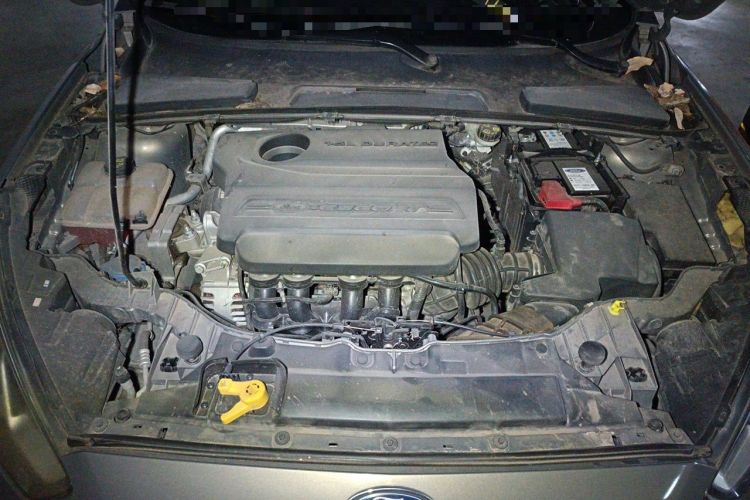 Used Ford Escort 2015 1.5L Manual Fashion Edition Engine Bay