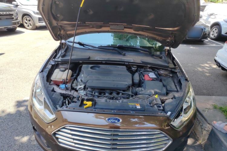 Used Ford Escort 2015 1.5L Automatic Comfort Edition Engine Bay