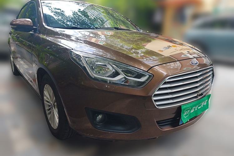Used Ford Escort 2015 1.5L Automatic Comfort Edition Exterior 1
