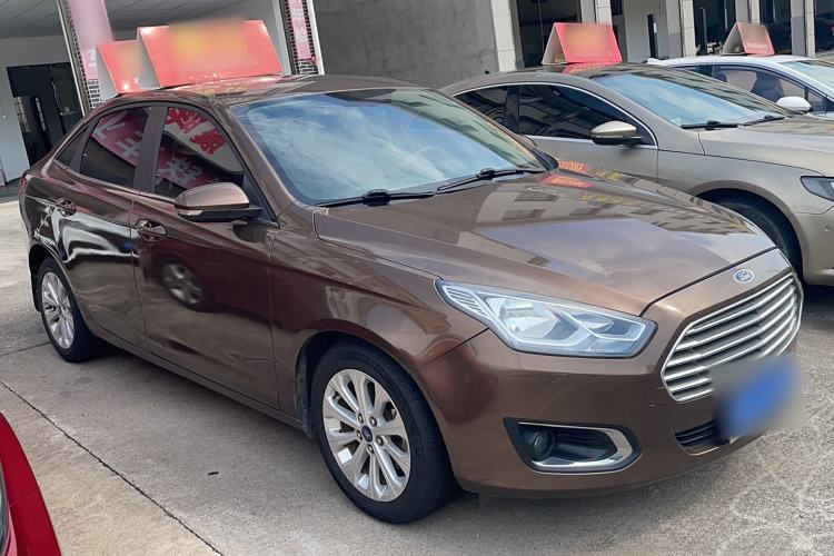 Used Ford Escort 2015 1.5L Automatic Comfort Edition Exterior 1