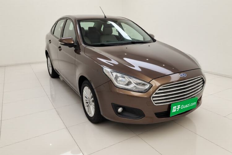 Used Ford Escort 2015 1.5L Automatic Comfort Edition Exterior 2