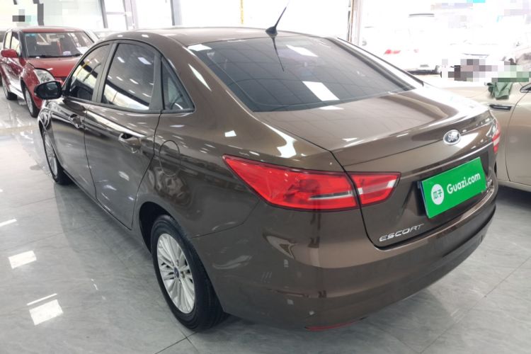 Used Ford Escort 2015 1.5L Manual Comfort Model Exterior 2