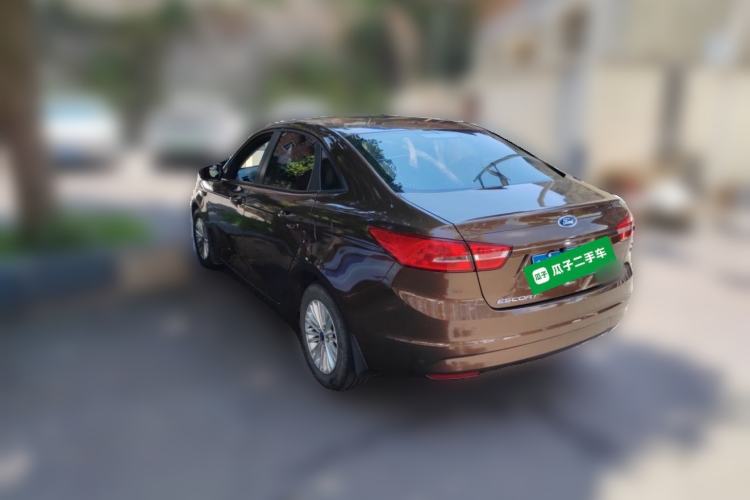 Used Ford Escort 2015 1.5L Automatic Comfort Edition Exterior 3