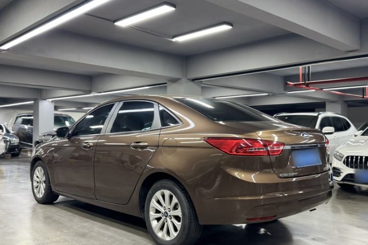 Used Ford Escort 2015 1.5L Manual Fashion Edition Exterior 4