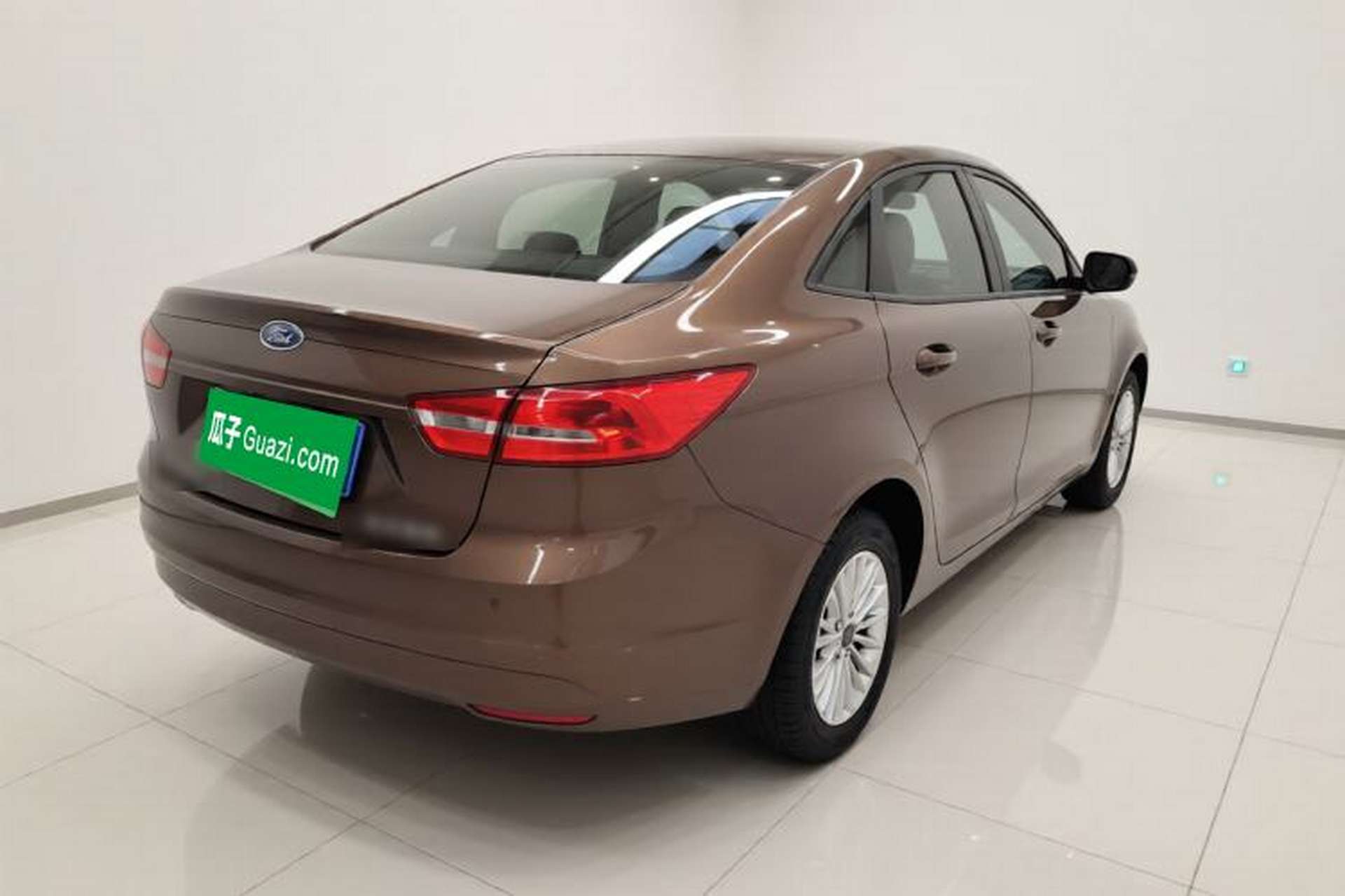 Used Ford Escort 2015 1.5L Automatic Comfort Edition Exterior 5